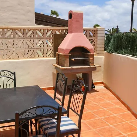 Con Piscina Cerca De Dunas De Сasa de vacaciones