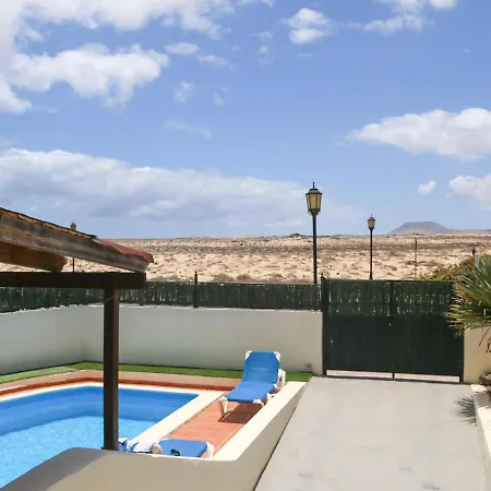Nyaraló Con Piscina Cerca De Dunas De *