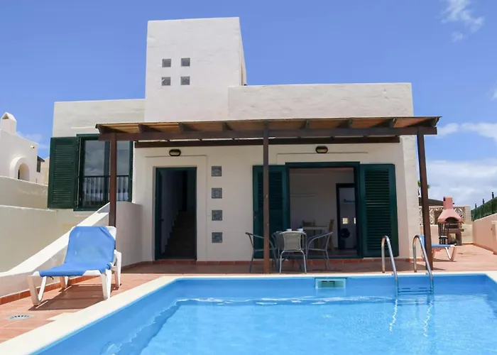 Con Piscina Cerca De Dunas De