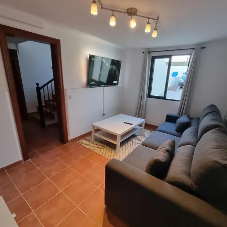 Con Piscina Cerca De Dunas De Corralejo